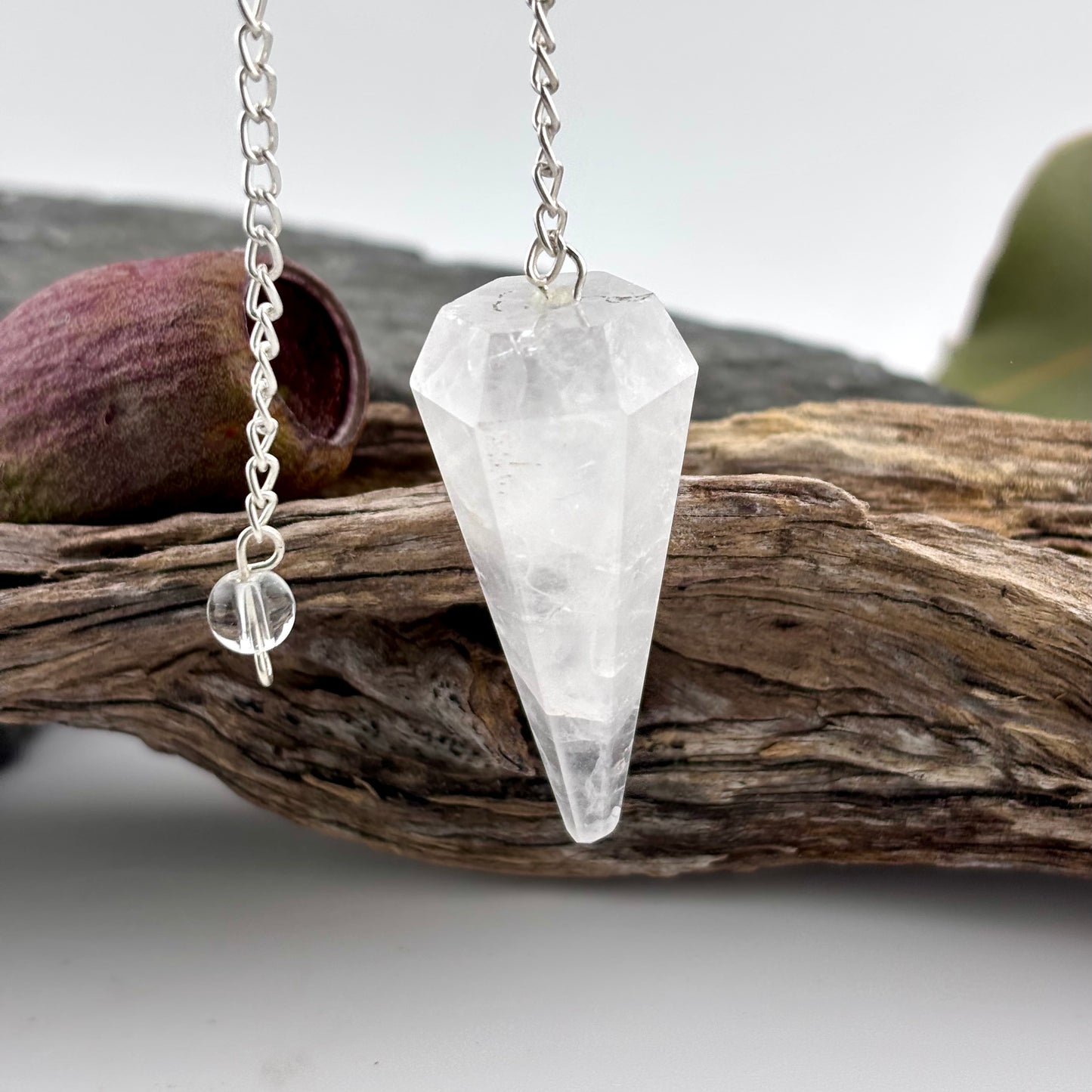 Clear Quartz Terminator Pendulum - Reiki / Healing w gift pouch