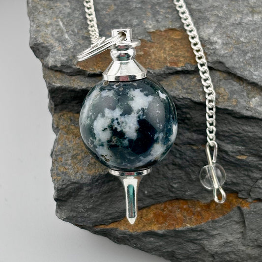Moss Agate Sphere Pendulum - Reiki / Healing w gift pouch