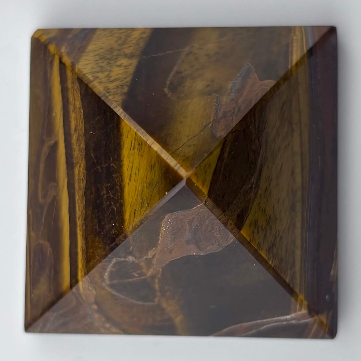Tigers eye Pyramid