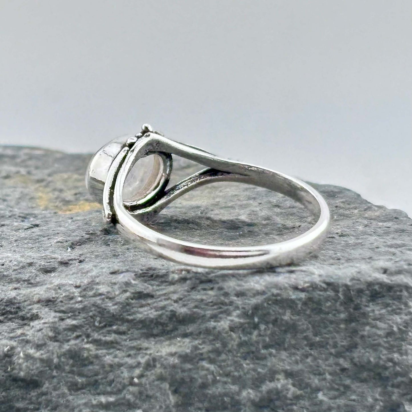 Rainbow Moonstone Ring - Sterling Silver .925 SZ US 8 18.55mm