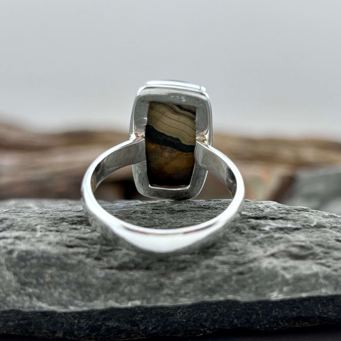 Schalenblende Ring - Handmade - Sterling Silver .925 (SZ 8.5)