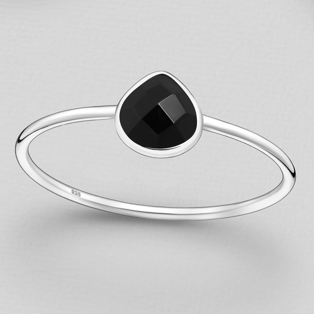 Facetted Teardrop Black Onyx Ring Sterling Silver .925 SZ US 7 / 17.5MM