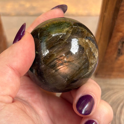Labradorite Sphere - 205 grams / 5.1 cm (#1) - With Free Wooden Sphere Stand
