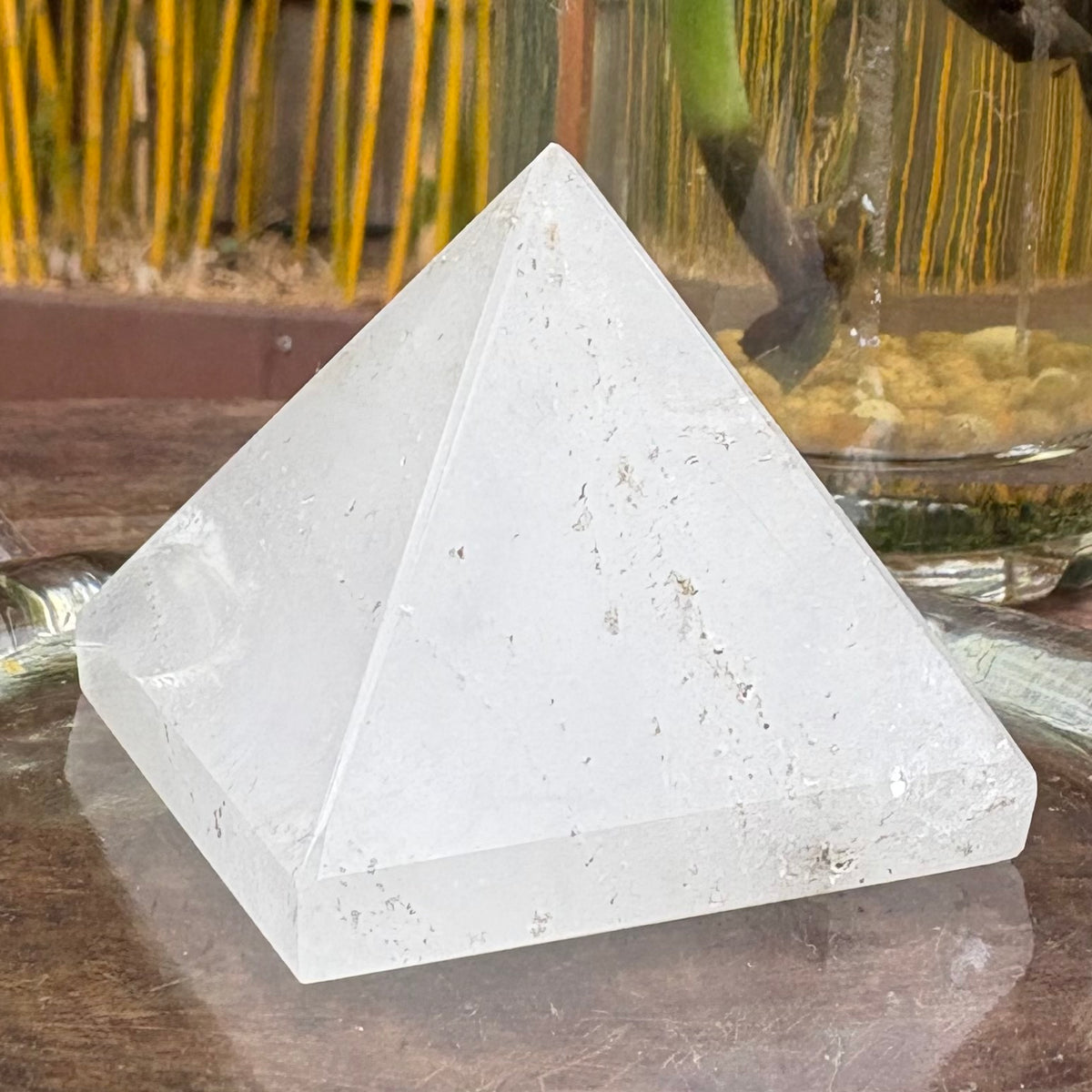 Clear Quartz Pyramid - 114 grams / 4.8 cm (#3)