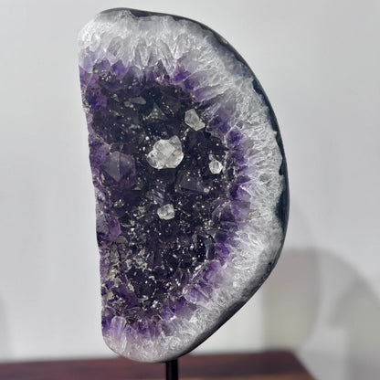 Brazilian Amethyst Geode Shape w Calcite 