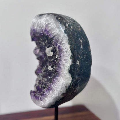 Brazilian Amethyst Geode Shape w Calcite 