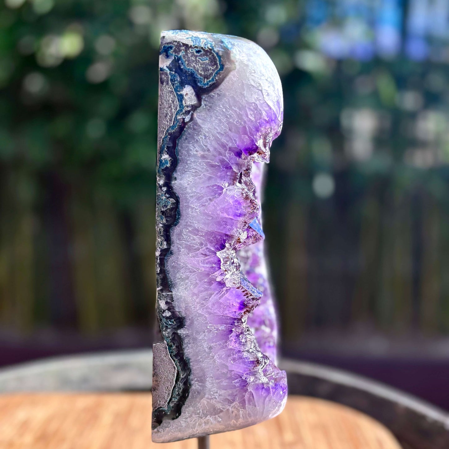 Brazilian Amethyst Geode Shape w Calcite 