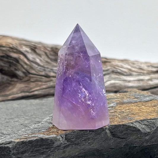 Mini Amethyst Tower - 20 grams /3.9 cms