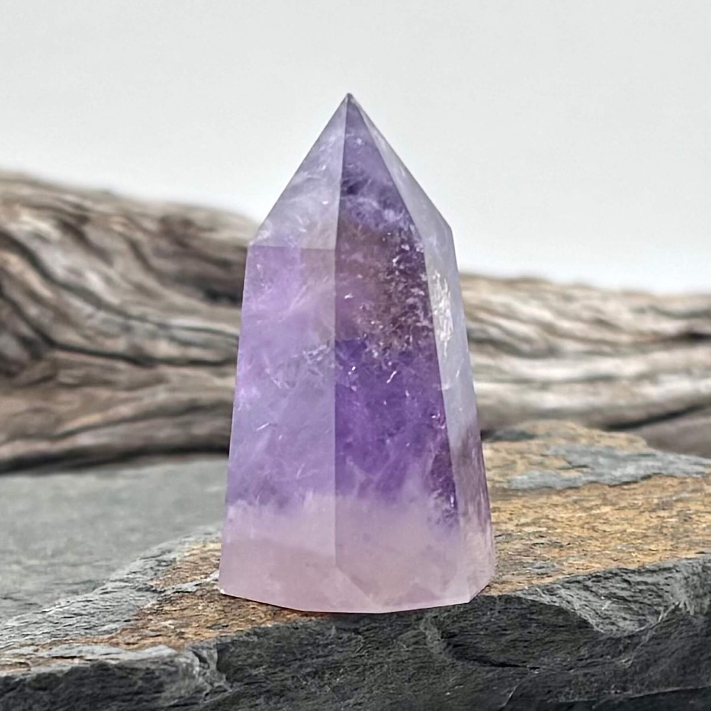 Mini Amethyst Tower - 20 grams /3.9 cms