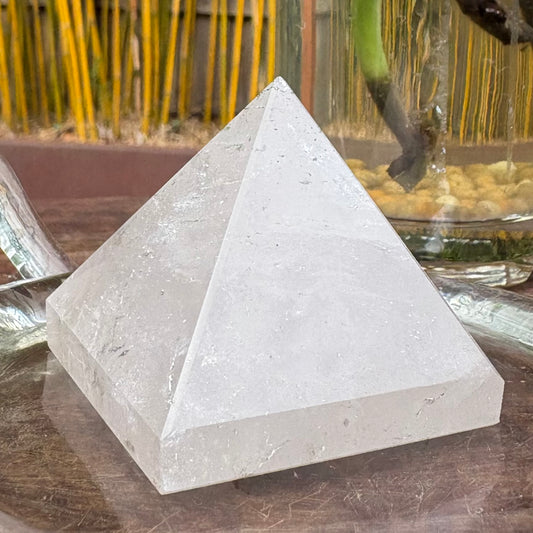 Clear Quartz Pyramid - 101 grams / 4.6 cm (#2)