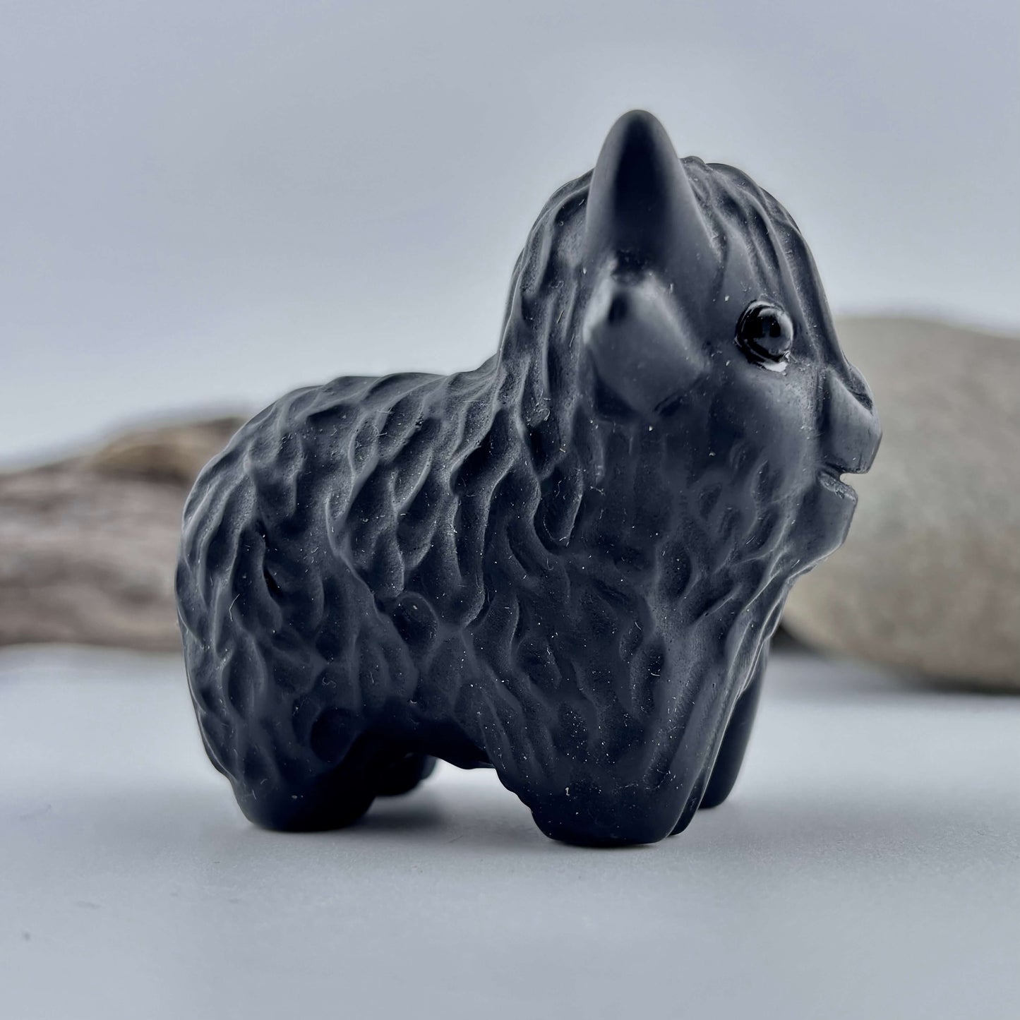 Black Onyx Carved Highland Plateau Cow - 98 grams / 5 cm