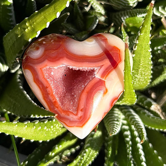 Unique Banded Carnelian Druzy Heart - 36 grams / 4cms