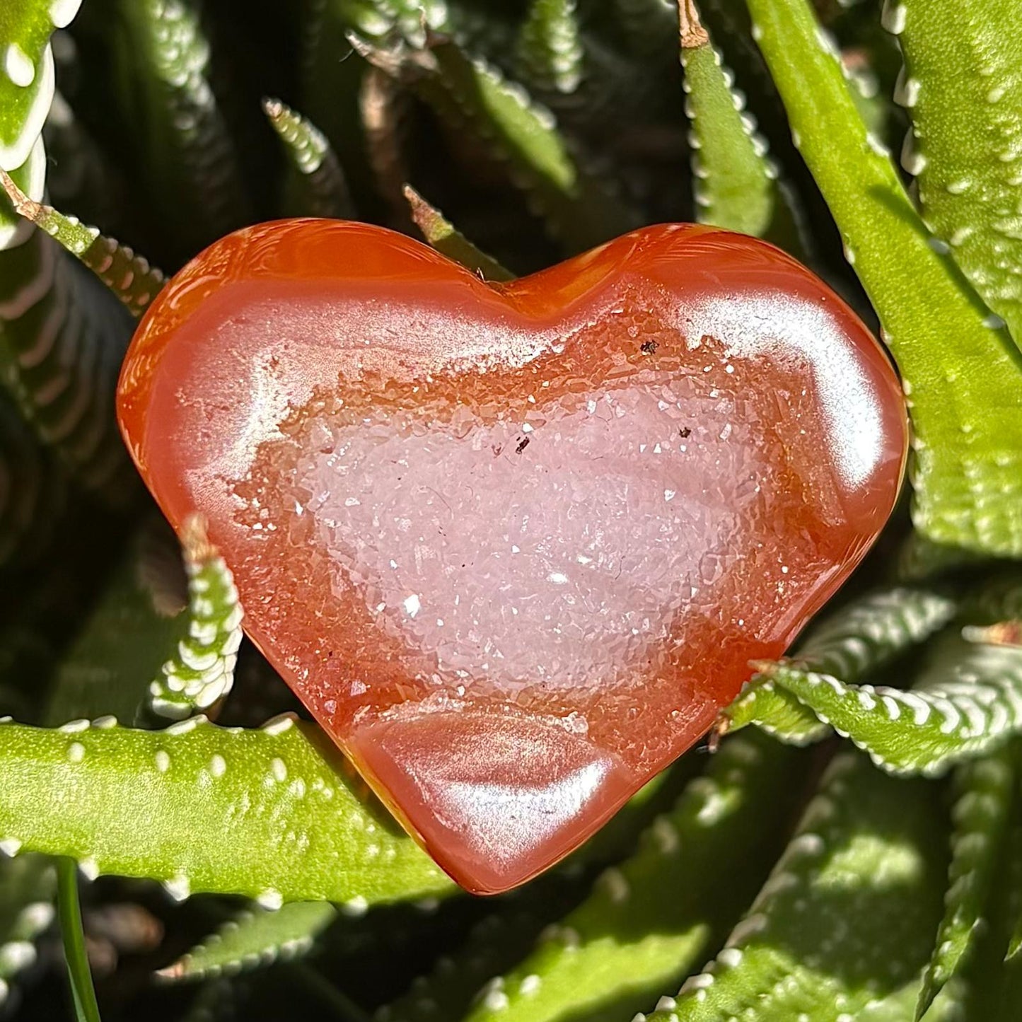 Unique Banded Carnelian Druzy Heart - 20 grams / 3.5 cms