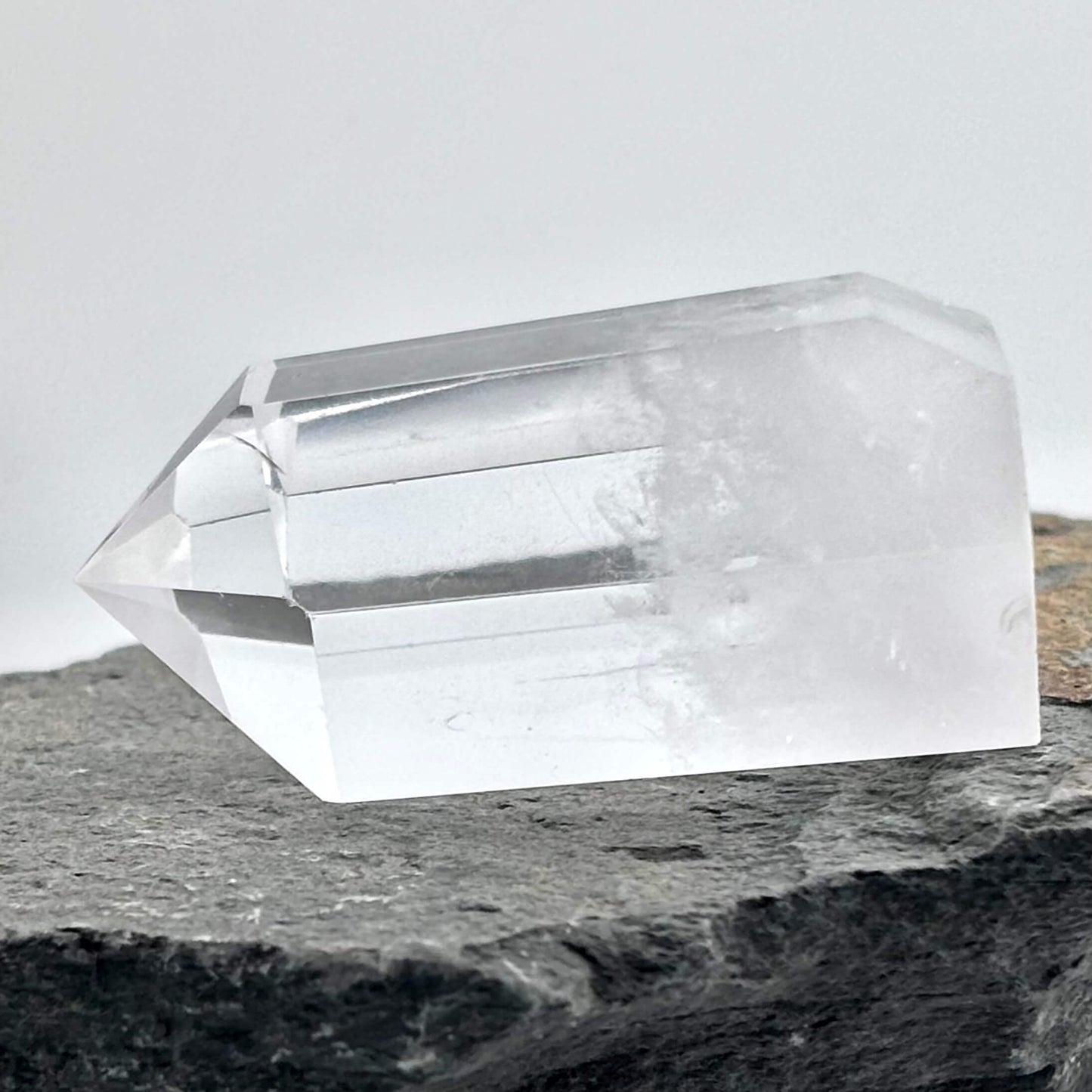 Amazing Clarity Clear Quartz Polished Tower - 80 grams / 6 cms