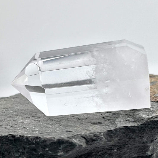 Amazing Clarity Clear Quartz Polished Tower - 80 grams / 6 cms
