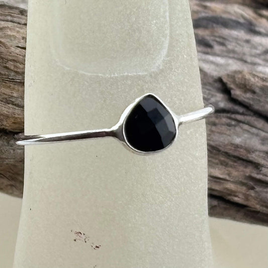 Facetted Teardrop Black Onyx Ring Sterling Silver .925 SZ US 7 / 17.5MM