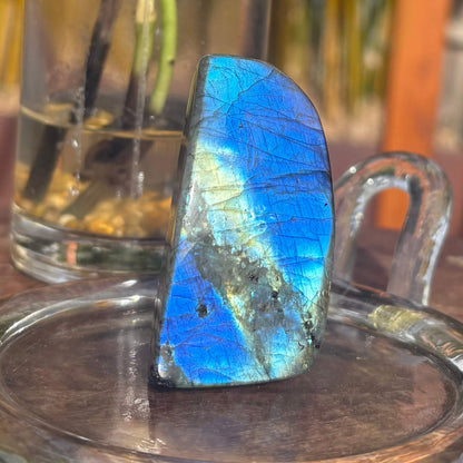Mini Labradorite Freeform - 103 grams