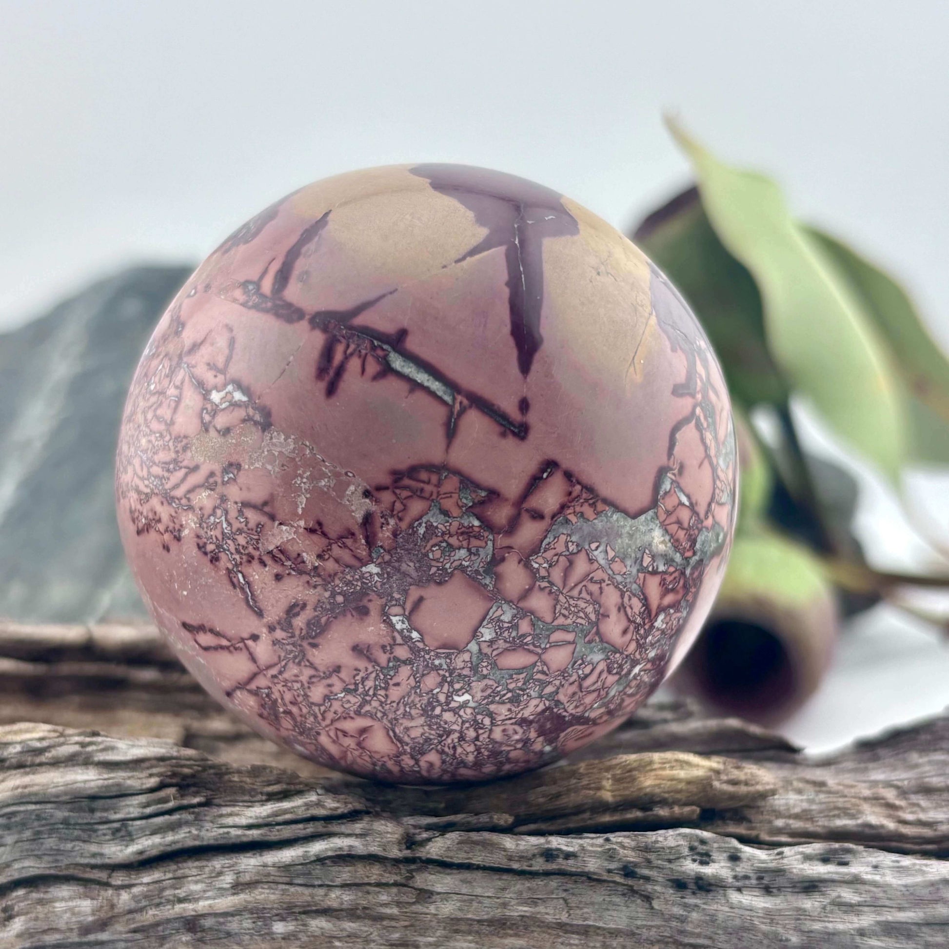 Mooakite Sphere / Australian Jasper