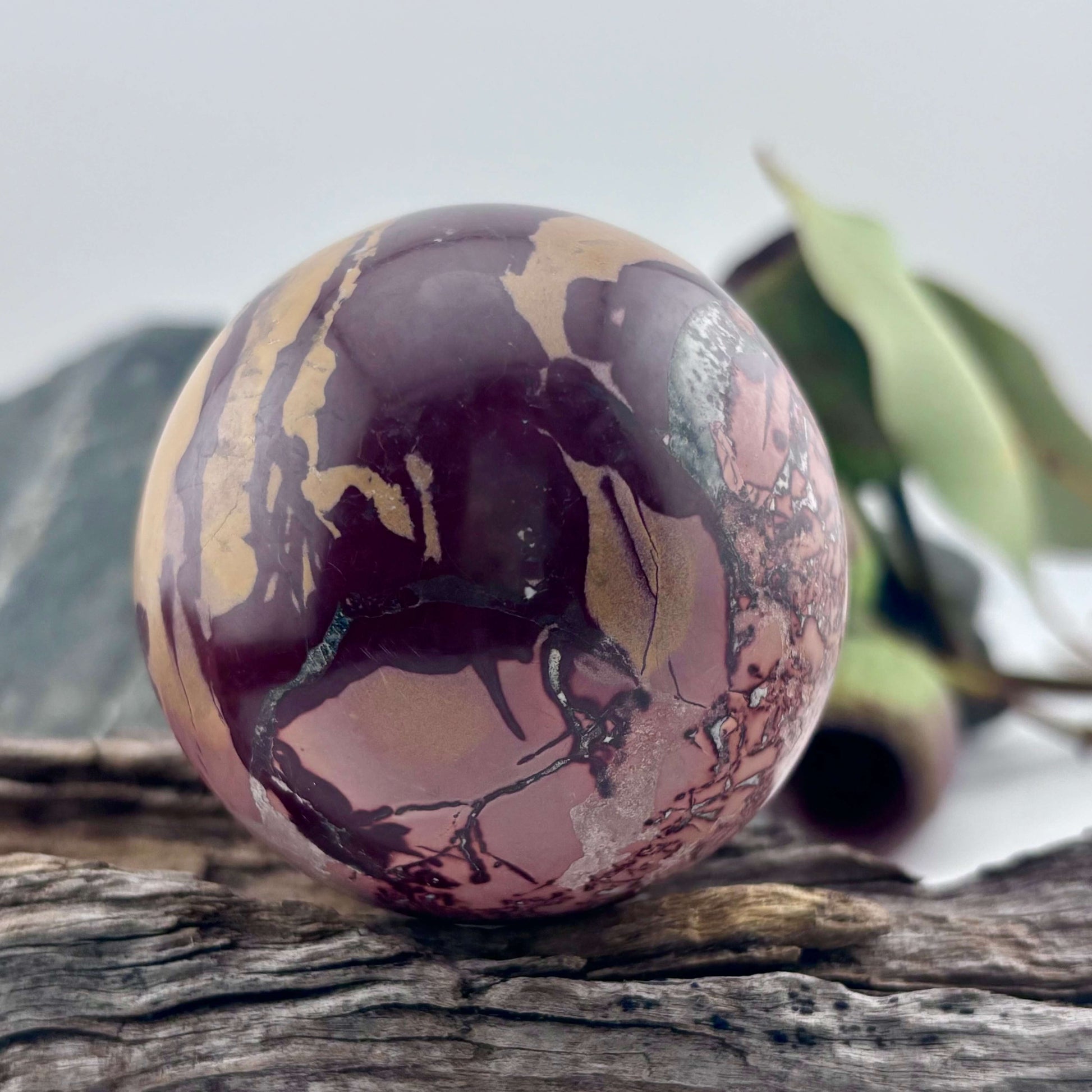 Mooakite Sphere / Australian Jasper