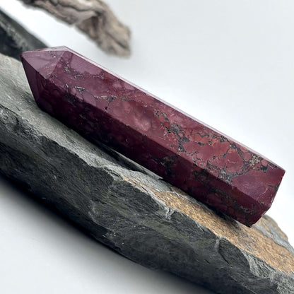 Mookaite (Australian Jasper) Polished Tower - 67 grams / 9.4 cms