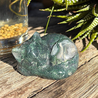 Moss Agate Carved Sleeping Cat - 106 grams / 5 cm