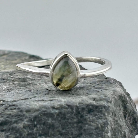 Labradorite TearDrop Ring Sterling Silver .925 SZ US 8 / 18MM