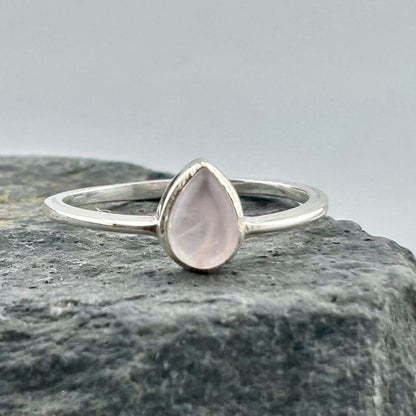 Rose Quartz TearDrop Ring Sterling Silver .925 SZ US 7 / 17.5MM
