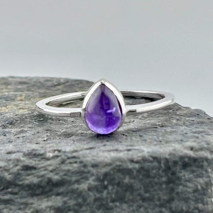 Amethyst TearDrop Ring Sterling Silver .925 SZ US 7 / 17.5MM