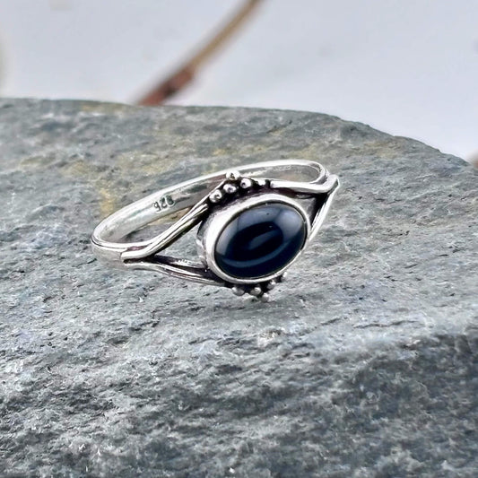 Black Onyx Ring - Sterling Silver .925 SZ US 8 18.55m