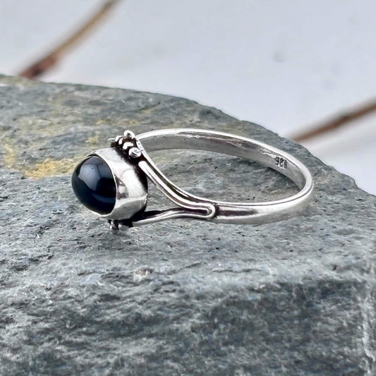 Black Onyx Ring - Sterling Silver .925 SZ US 8 18.55m