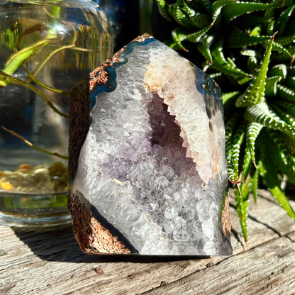 Brazilian Black Agate Tower Geode - 0.346 kgs