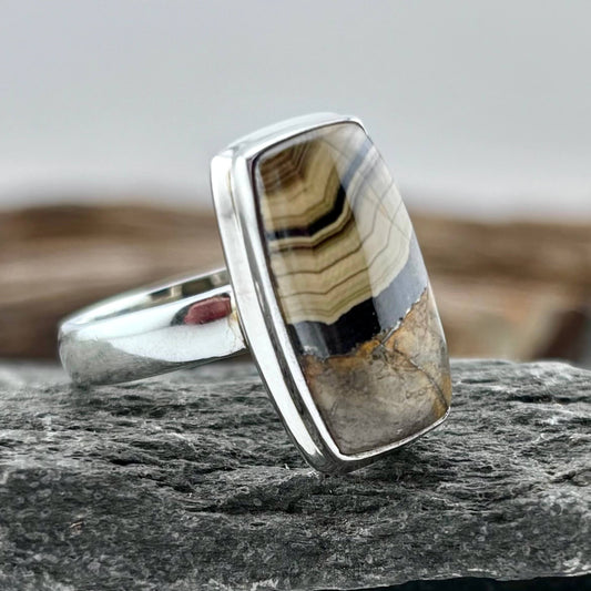 Schalenblende Ring - Handmade - Sterling Silver .925 (SZ 8.5)